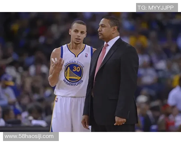 勇士在国王面前上演惊天逆转展现冠军气质与团队精神